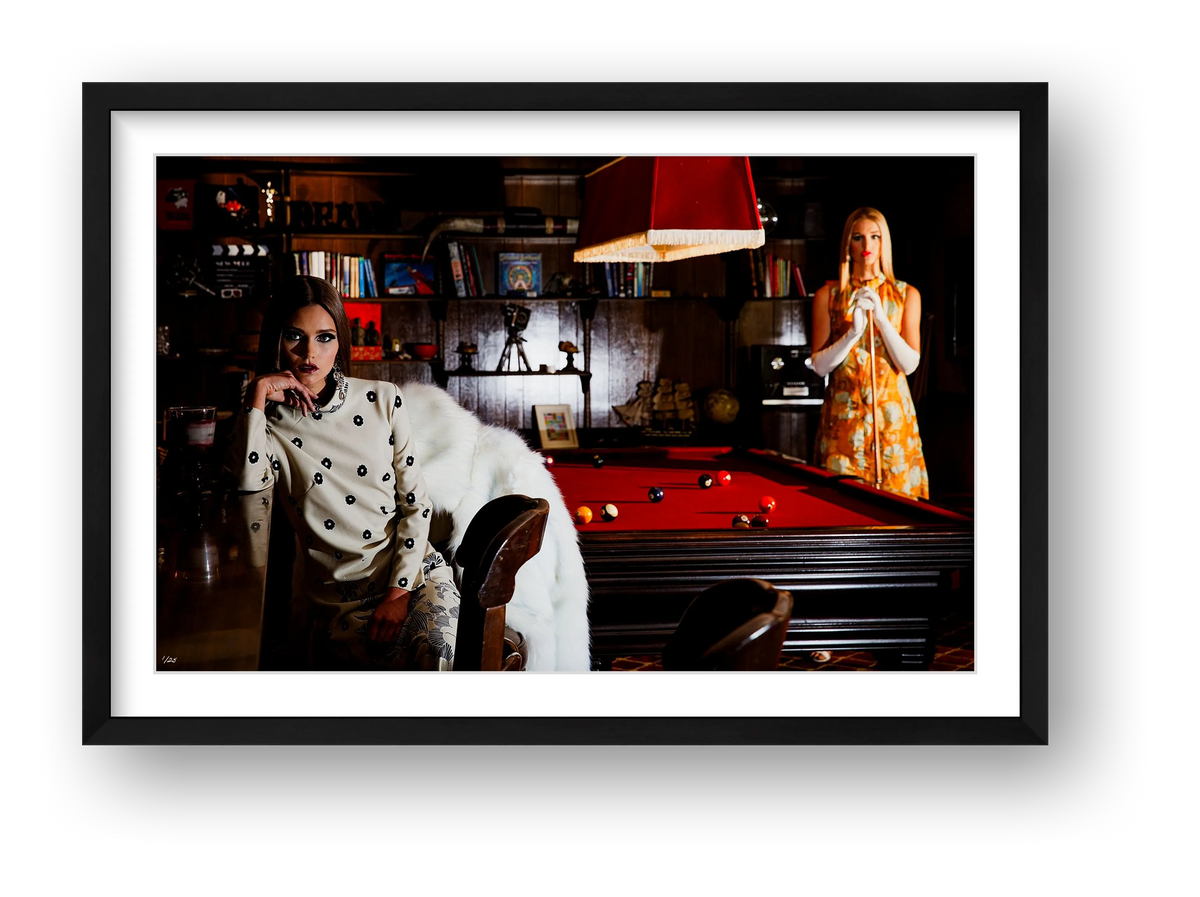Red table — framed